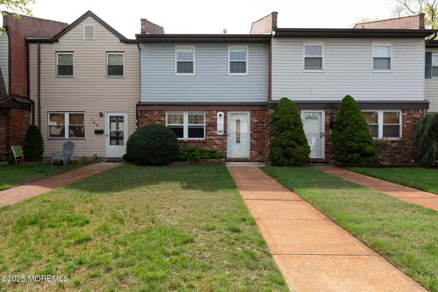 $2,500 | 156 Greenwood Loop Road, Brick, NJ 08724
