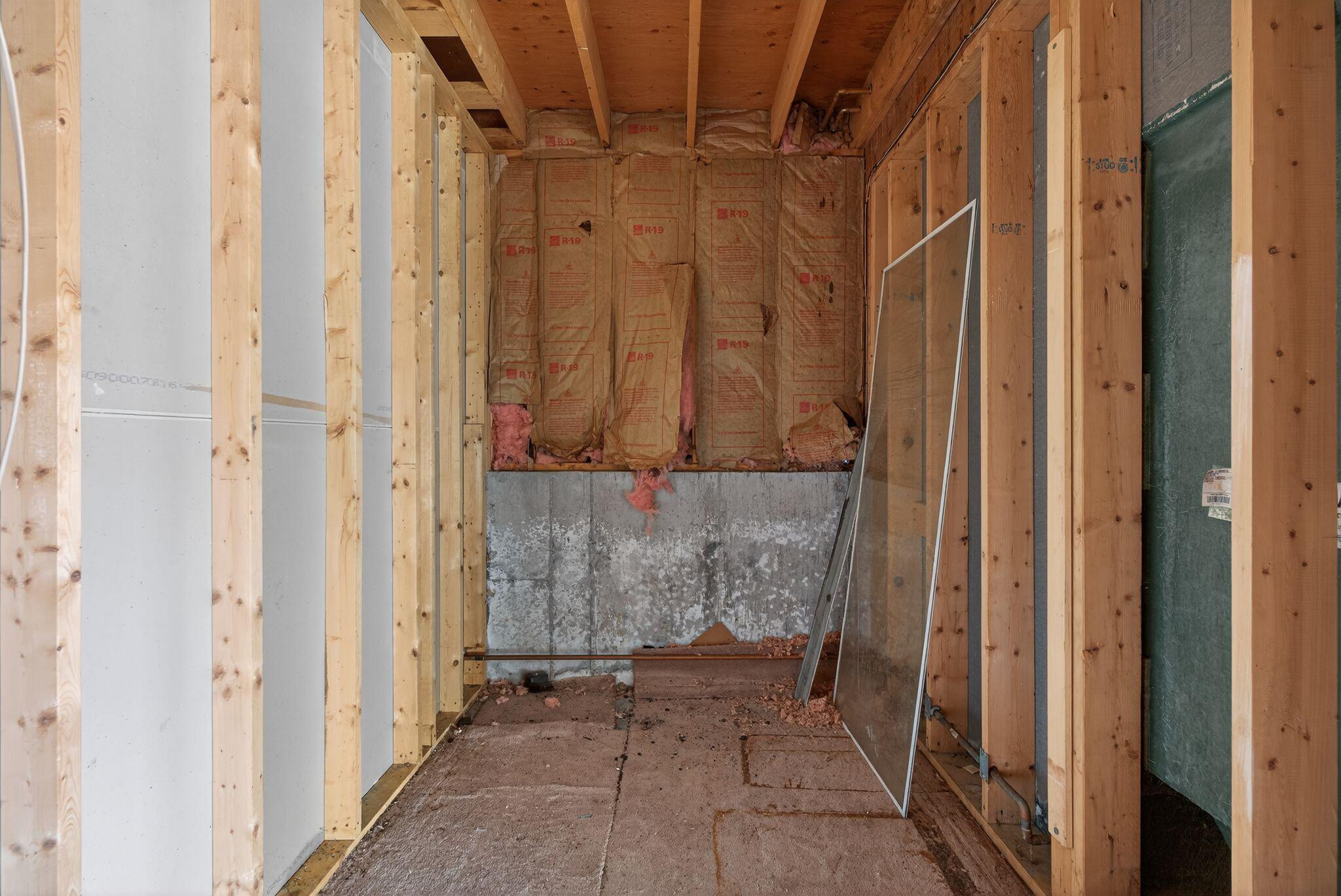 128 Pinewoods Road Lewiston, ME 04240 - Photo 37 of 59 Interior