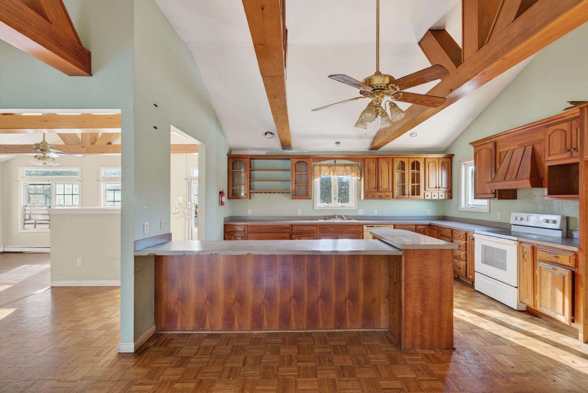 128 Pinewoods Road Lewiston, ME 04240 - Photo 7 of 59 Interior