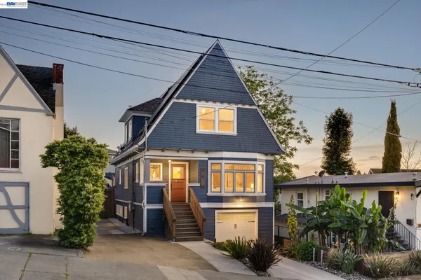 $1,098,000 | 2417 Palmetto Street, Oakland, CA 94602