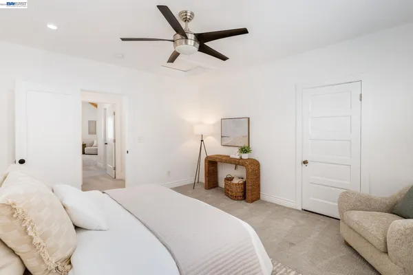 $1,098,000 | 2417 Palmetto Street, Oakland, CA 94602