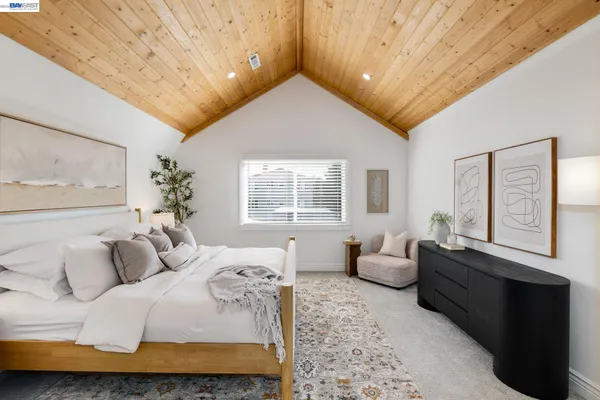 $1,098,000 | 2417 Palmetto Street, Oakland, CA 94602