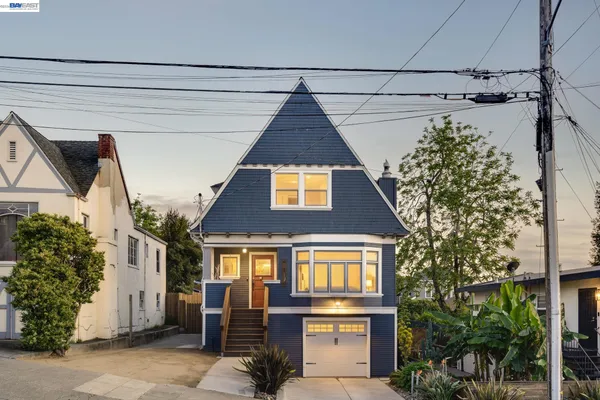$1,098,000 | 2417 Palmetto Street, Oakland, CA 94602