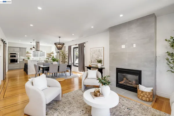 $1,098,000 | 2417 Palmetto Street, Oakland, CA 94602