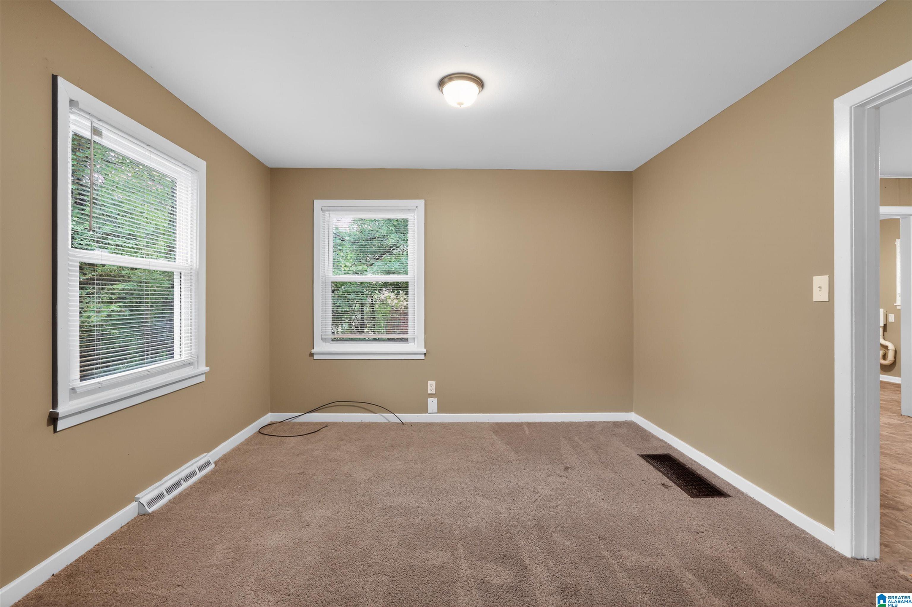 9804 Greenlee Road Birmingham, AL 35215 - Photo 13 of 33