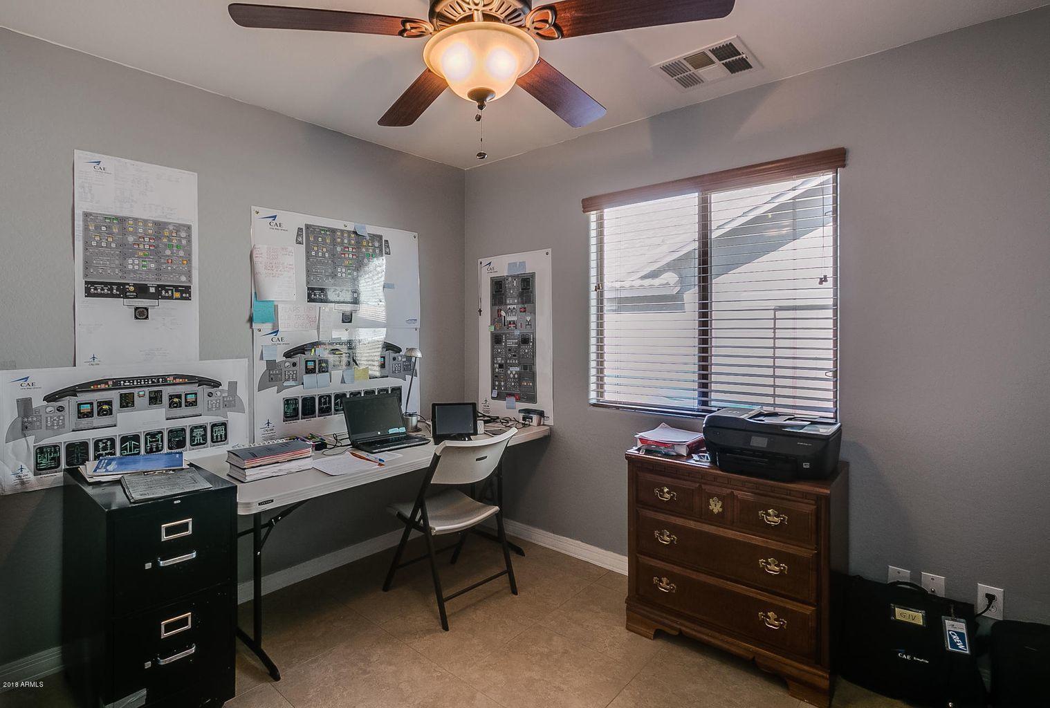 2318 West Peak View Road Phoenix, AZ 85085 - Photo 22 of 40 gest bed 2