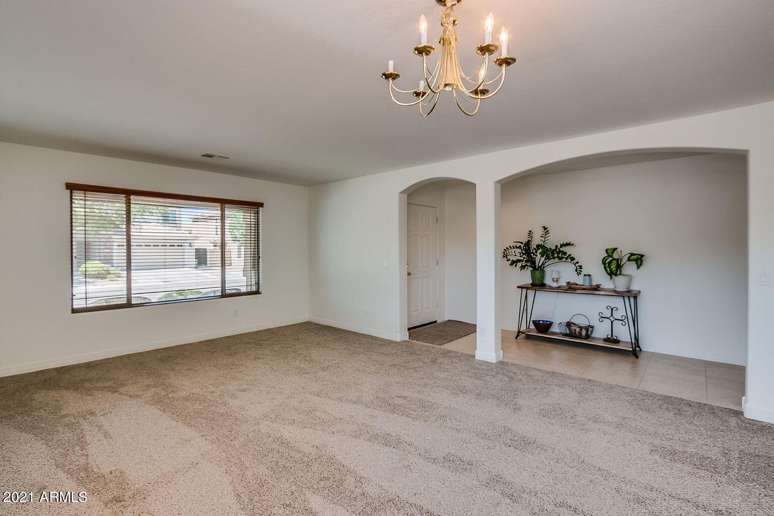 2318 West Peak View Road Phoenix, AZ 85085 - Photo 6 of 40 family room