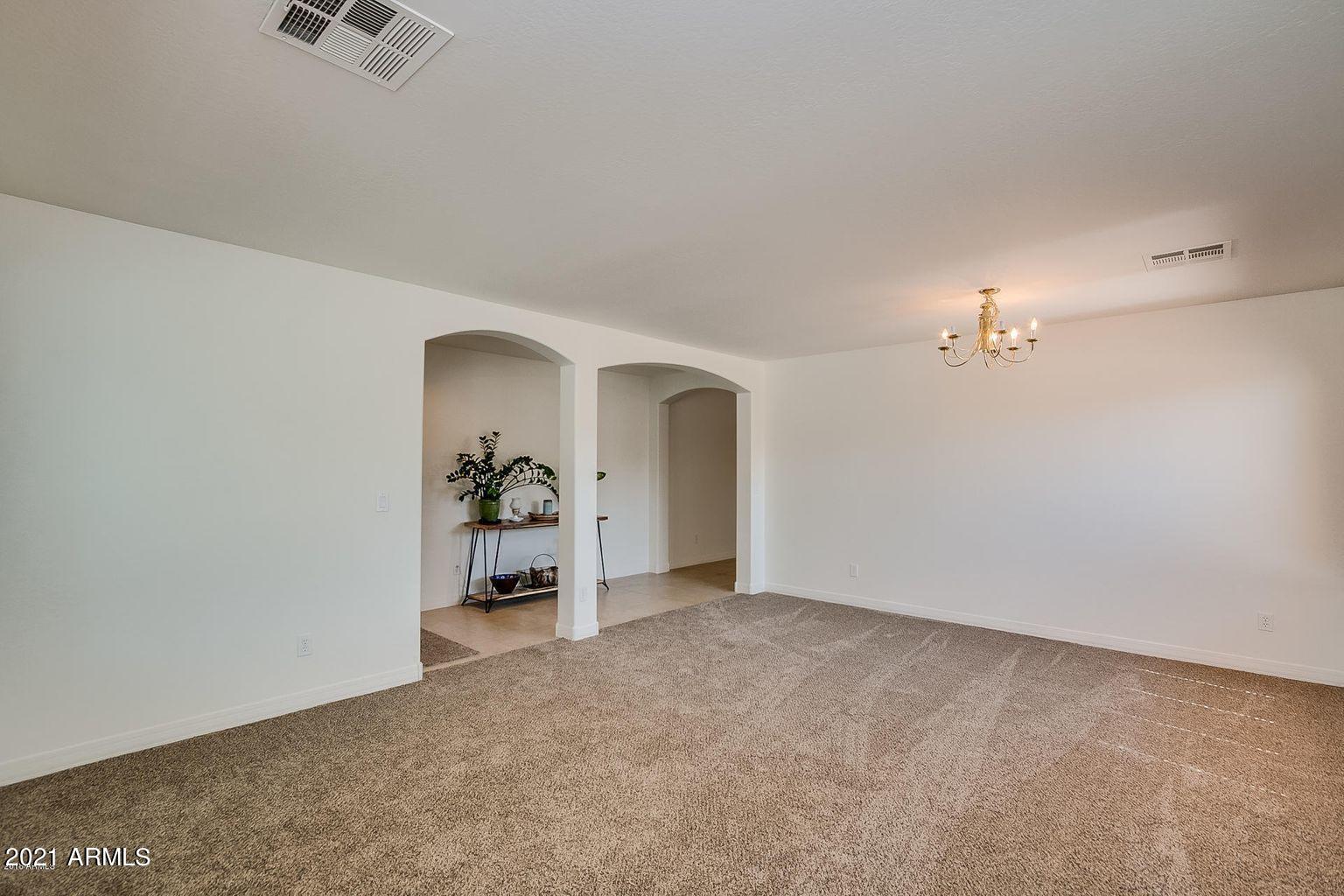2318 West Peak View Road Phoenix, AZ 85085 - Photo 9 of 40 alternate family room