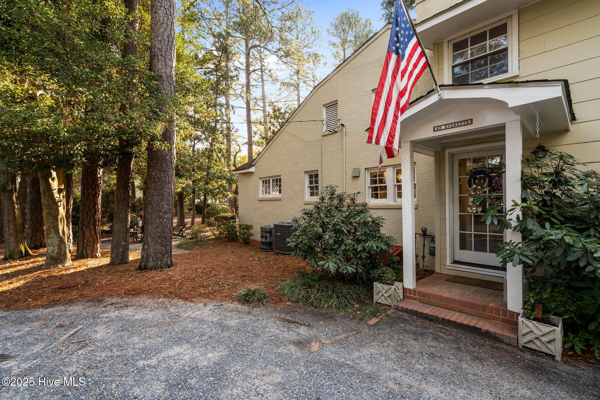 45 Everette Road Pinehurst, NC 28374 - Photo 5 of 48 Side door