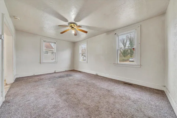 $115,000 | 2810 Courtland Road Northwest, Roanoke, VA 24012