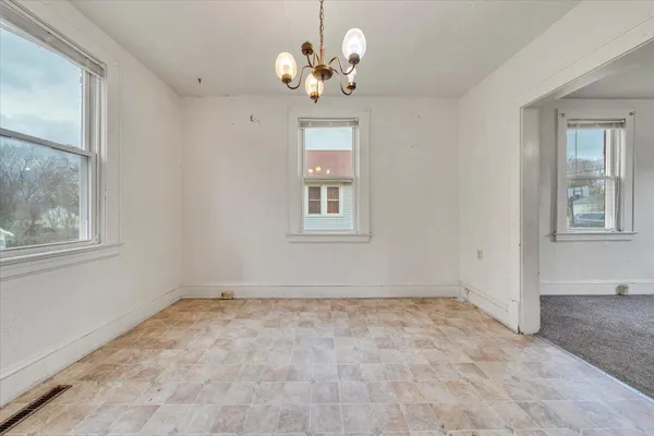 $115,000 | 2810 Courtland Road Northwest, Roanoke, VA 24012