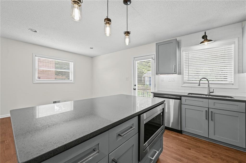 2497 Whites Mill Lane Decatur, GA 30032 - Photo 10 of 40