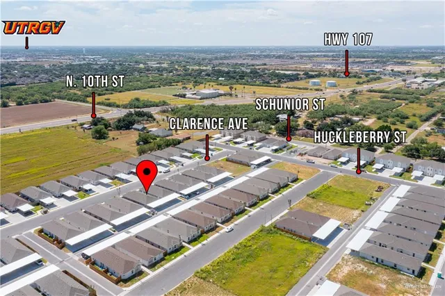 $975 | 901 North Clarence Avenue, Unit 2, Edinburg, TX 78541