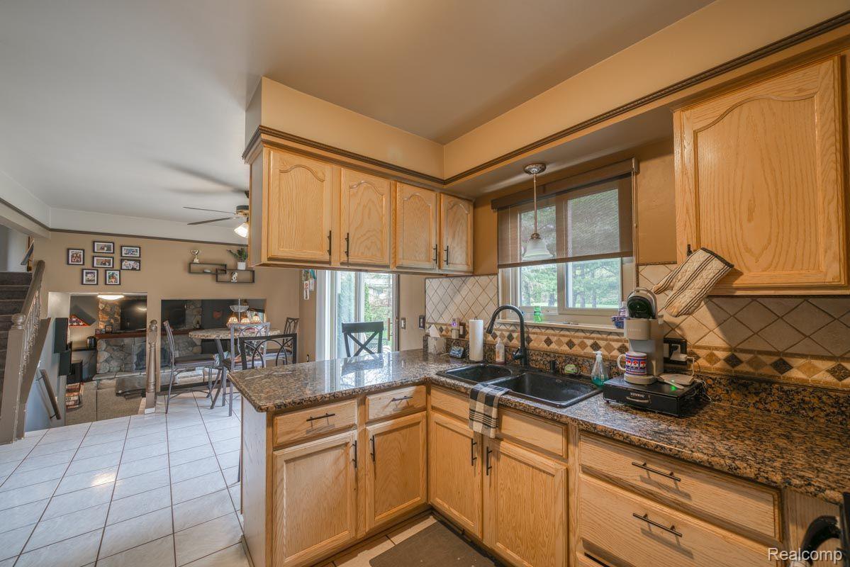 4420 Harvey Lake Road Highland, MI 48356 - Photo 6 of 30 Gallery Image 6