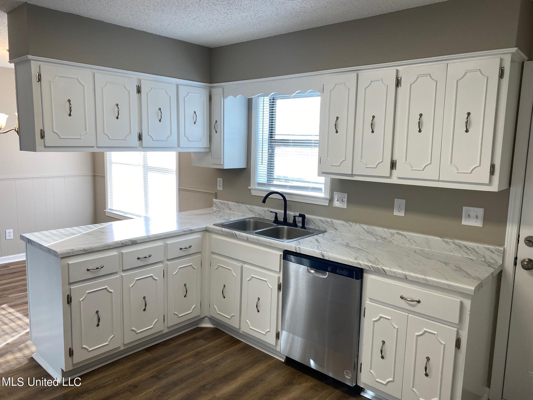 783 Old Forge Road Southaven, MS 38671 - Photo 7 of 17 IMG_5070