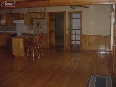 11442 Lapeer Road Davison, MI 48423 - Photo 12 of 16 20226103-11.JPG