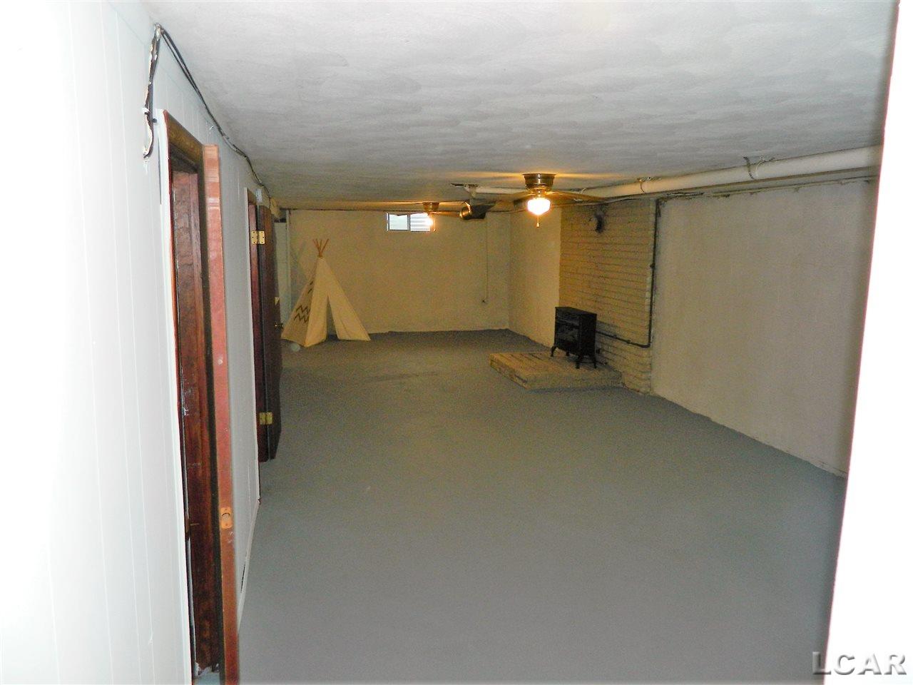 11285 West Beecher Road Clayton, MI 49235 - Photo 17 of 31 31347031-16.JPG