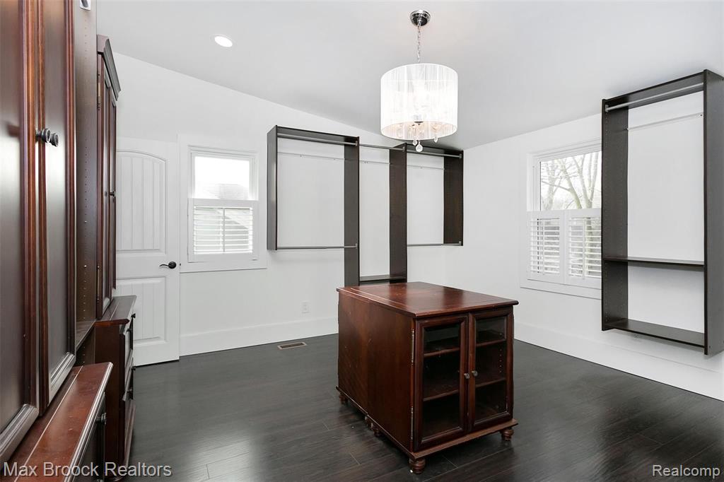 3630 Orchard Lake Road, Unit 1 West Bloomfield, MI 48324 - Photo 21 of 31