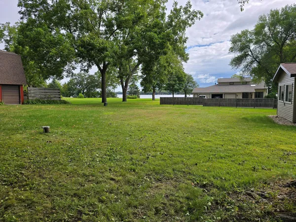 $329,900 | 1795 50th Avenue Northeast, Willmar, MN 56201
