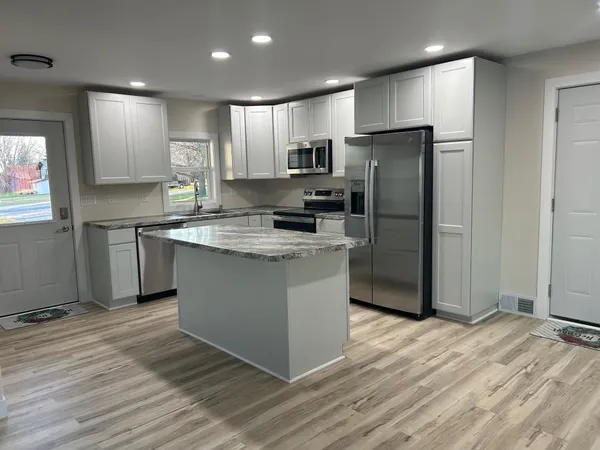 $329,900 | 1795 50th Avenue Northeast, Willmar, MN 56201