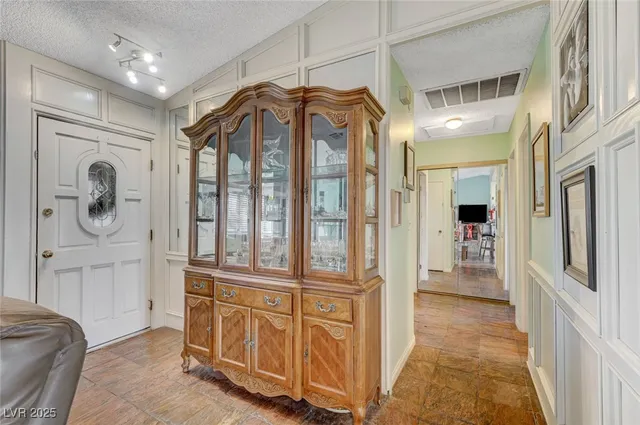 $379,000 | 6622 Baywood Avenue, Las Vegas, NV 89103