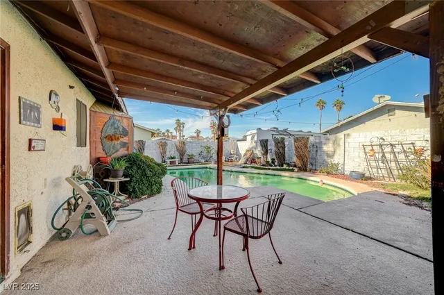 $379,000 | 6622 Baywood Avenue, Las Vegas, NV 89103
