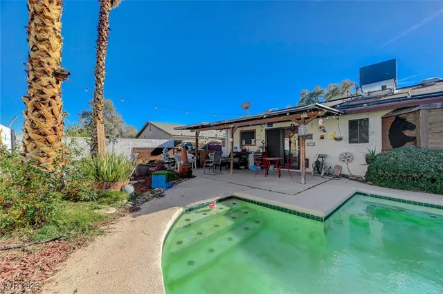 $379,000 | 6622 Baywood Avenue, Las Vegas, NV 89103