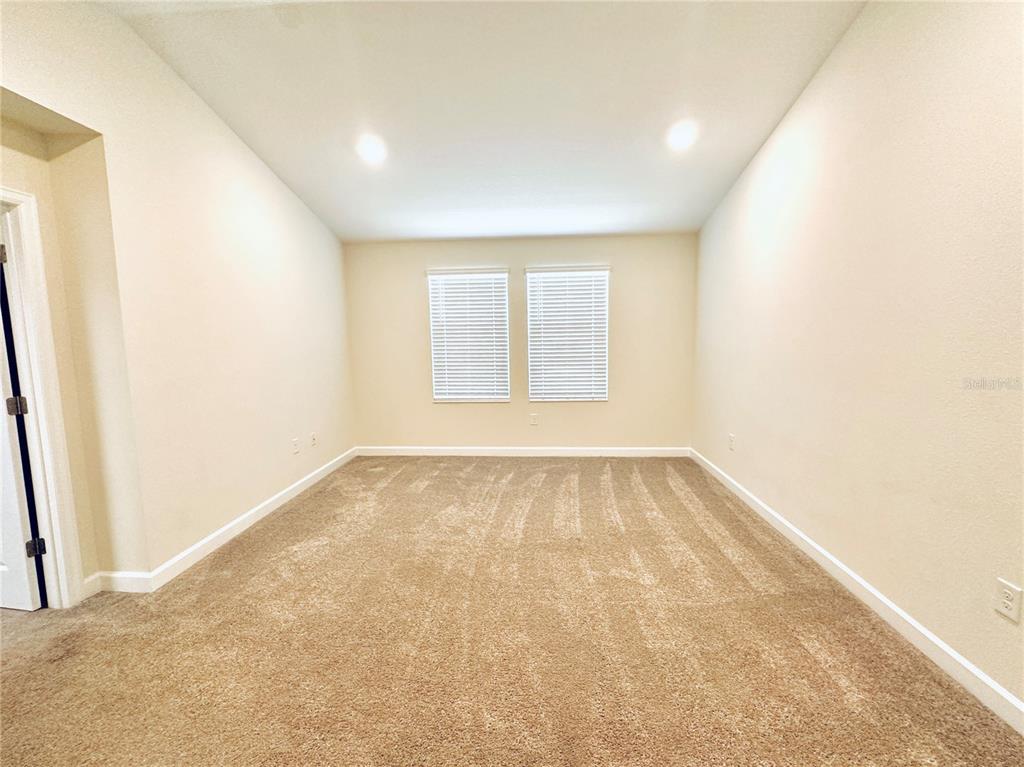 15204 Chapter Way Winter Garden, FL 34787 - Photo 16 of 22 Gallery Image 16