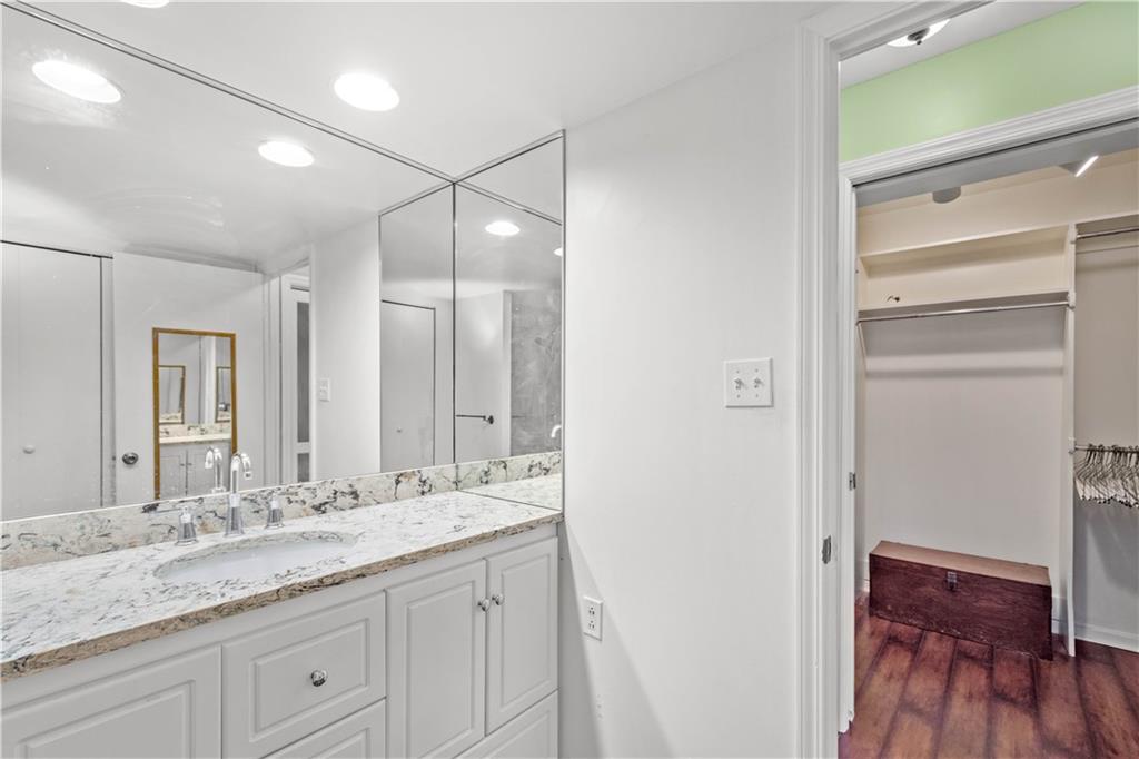 1500 Cochran Road, Unit 804 Pittsburgh, PA 15243 - Photo 21 of 25 Gallery Image 21