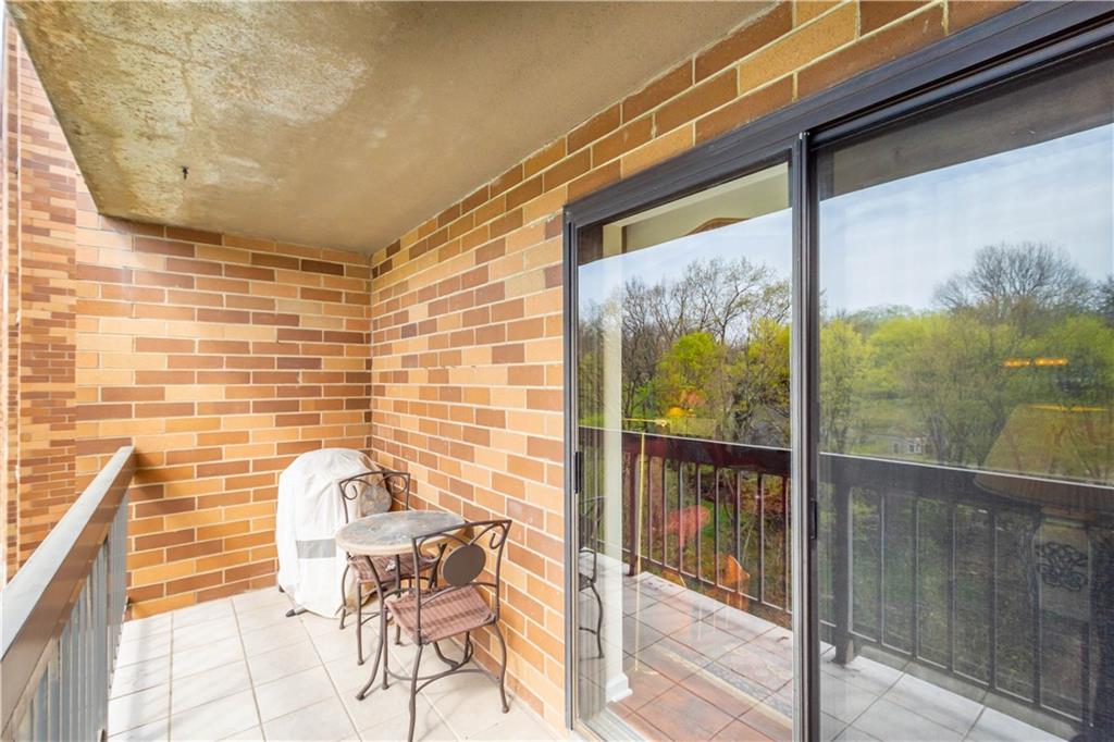 1500 Cochran Road, Unit 804 Pittsburgh, PA 15243 - Photo 24 of 25 Gallery Image 24
