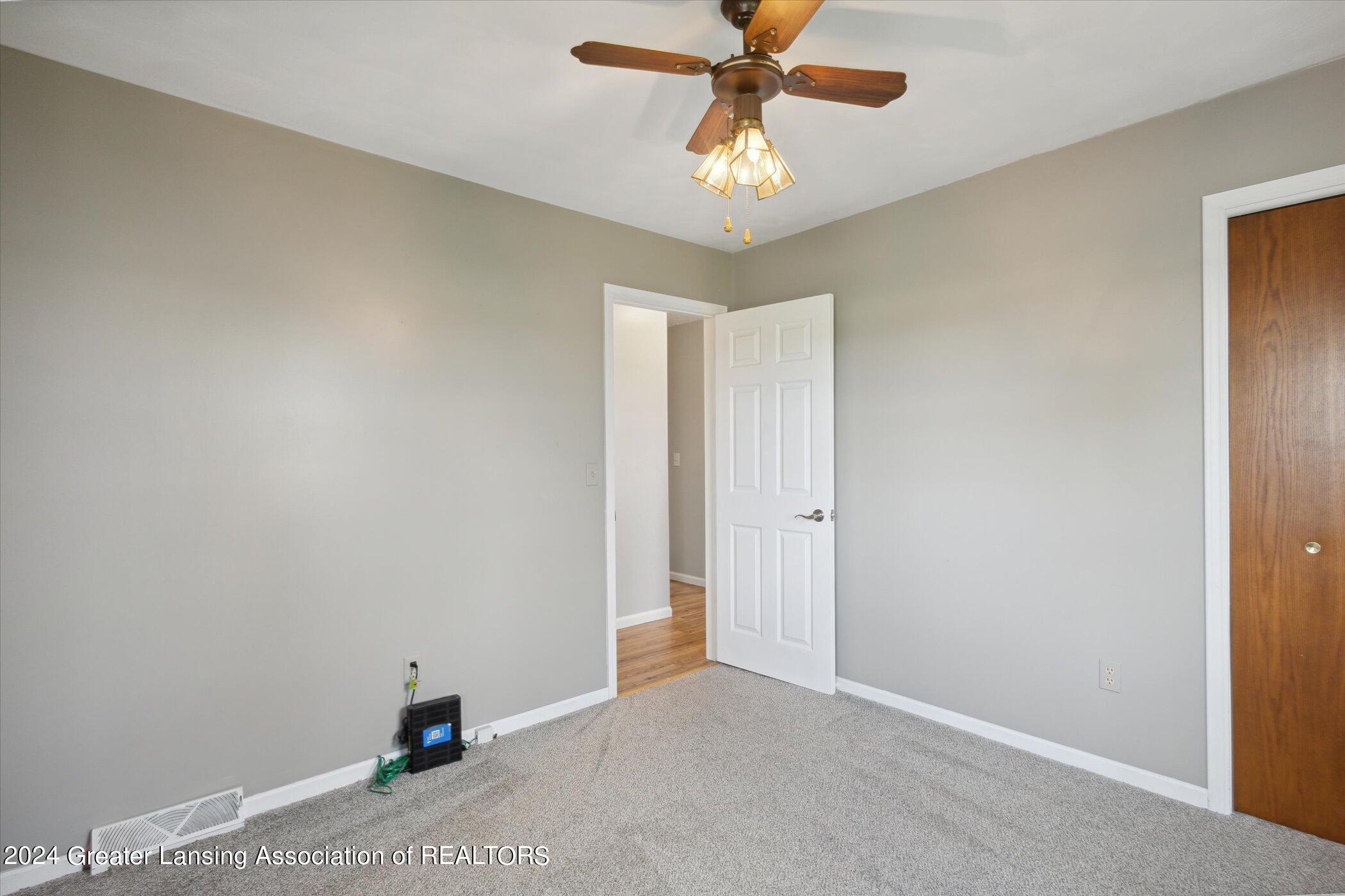 8378 North Cochran Road Grand Ledge, MI 48837 - Photo 18 of 40 20-8378-N-Cochran-Rd-Grand-Ledge-MI-4883