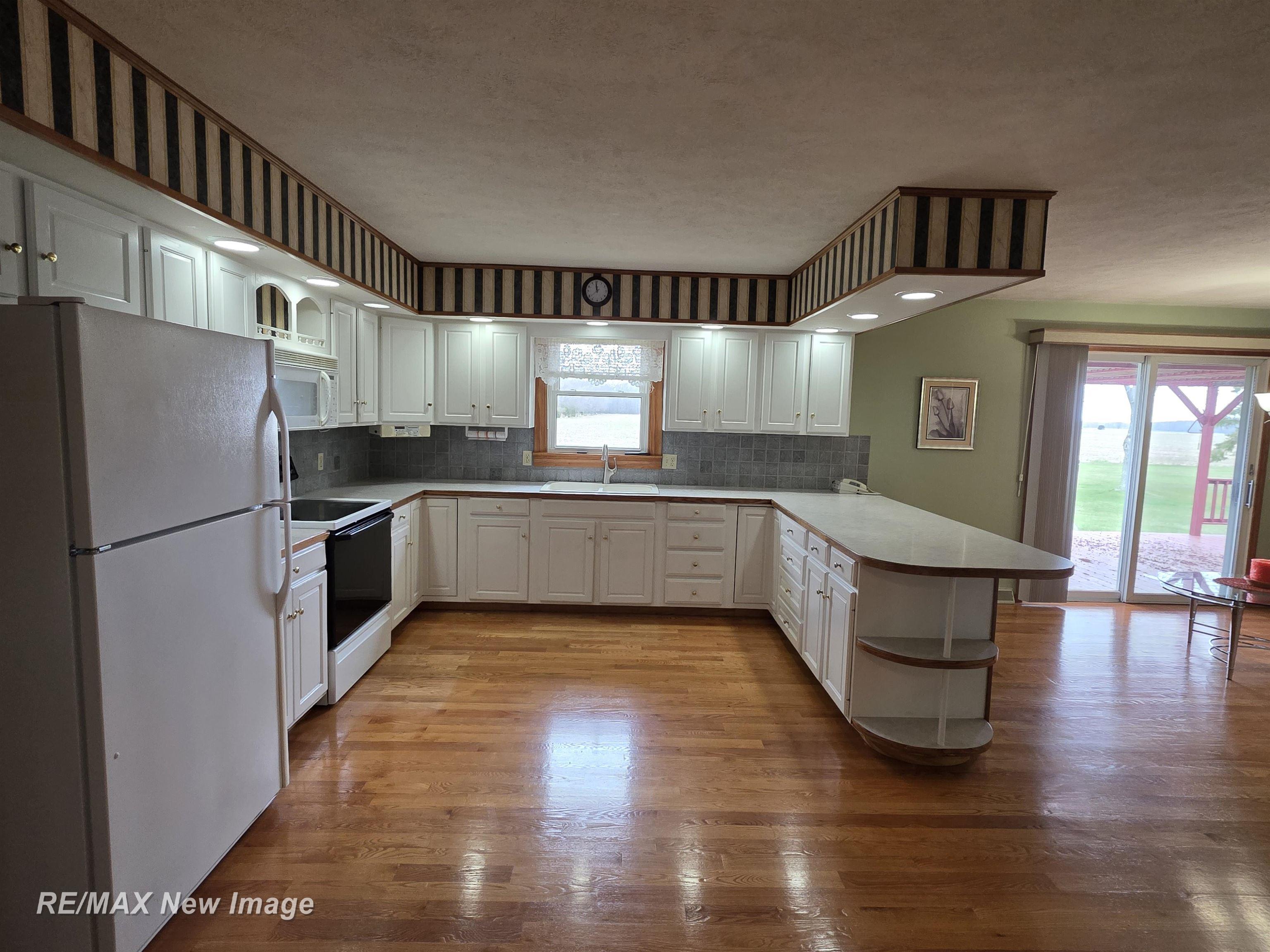 8781 North State Road Owosso, MI 48867 - Photo 11 of 51