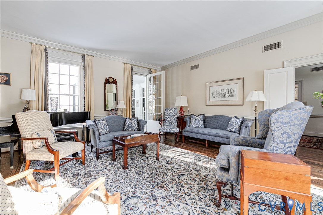 6 Tapoan Road Richmond, VA 23226 - Photo 11 of 39 Looking towards access to sunroom