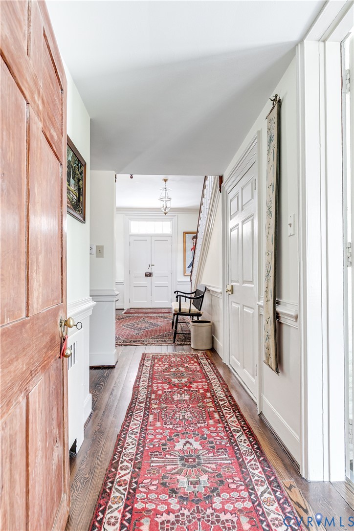 6 Tapoan Road Richmond, VA 23226 - Photo 6 of 39 From back hall looking to front