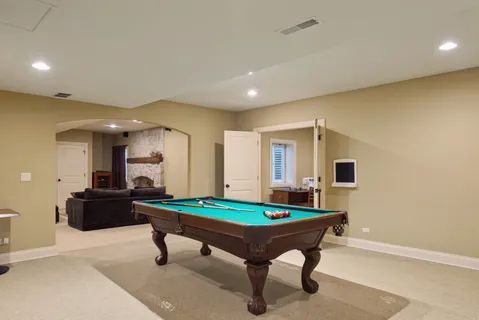 $1,850,000 | 901 Kenton Road, Deerfield, IL 60015