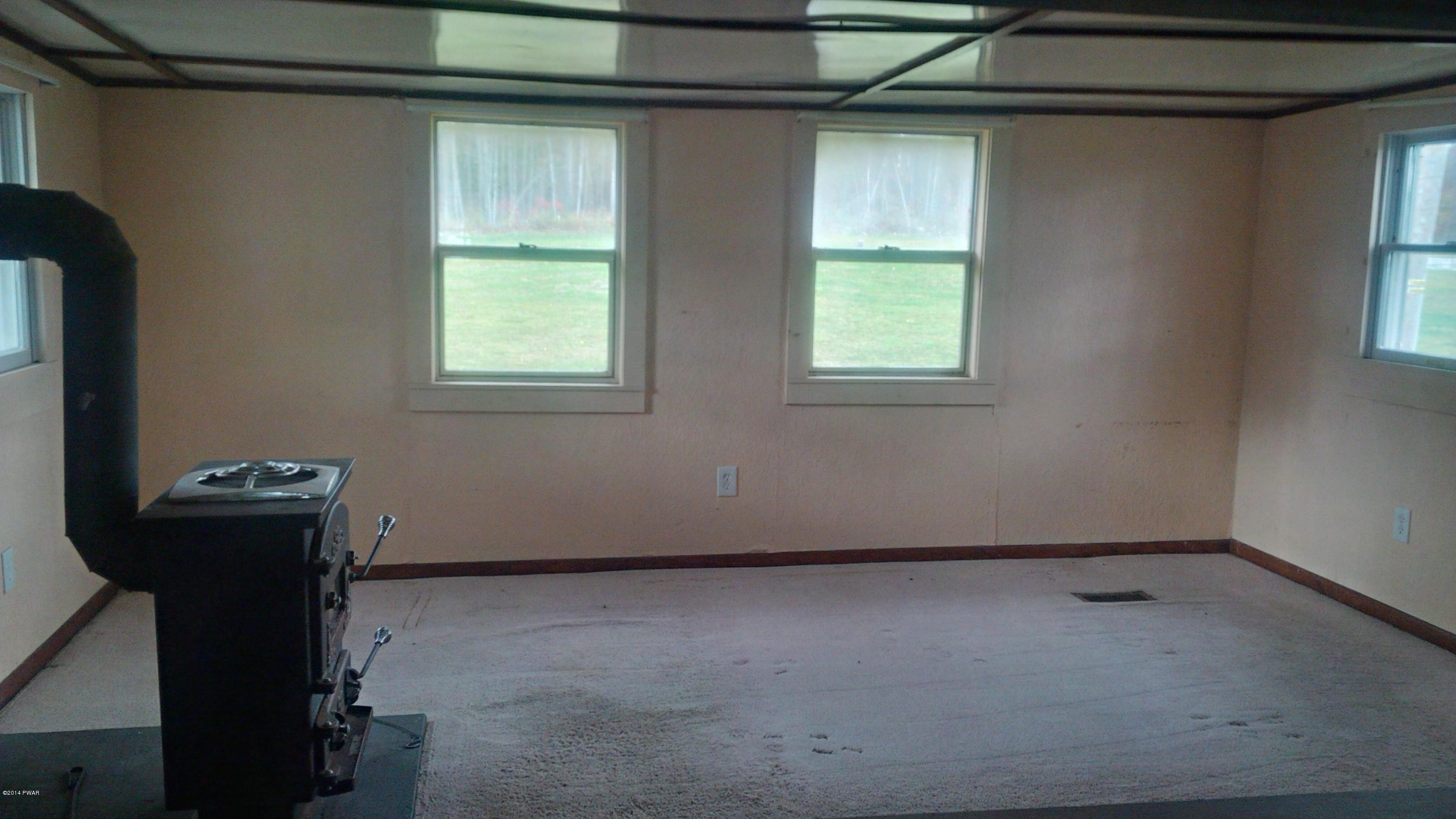699 Stock Farm Road Lake Ariel, PA 18436 - Photo 4 of 58