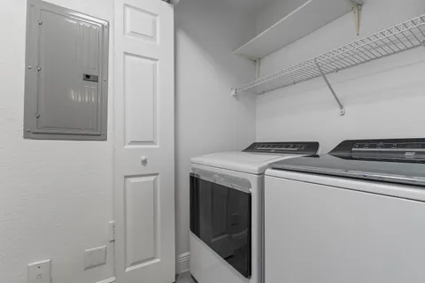 $330,000 | 2807 Veronia Drive, Unit 107, Palm Beach Gardens, FL 33410