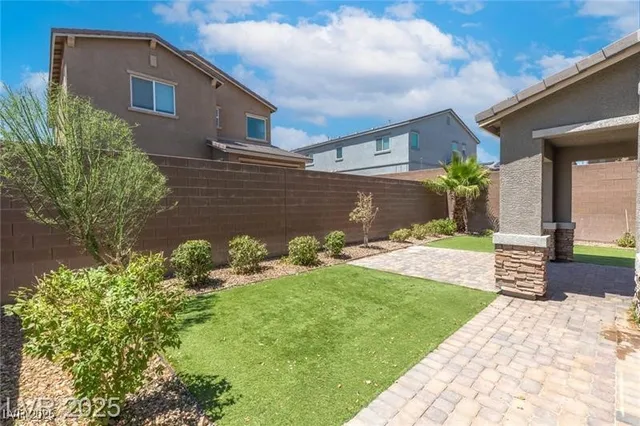 $2,699 | 6955 Nash Tracks Street, North Las Vegas, NV 89084