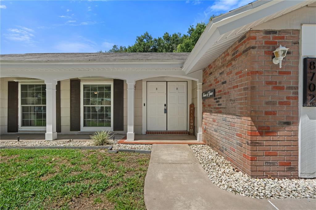 8702 Powderhorn Row Hudson, FL 34667 - Photo 3 of 44