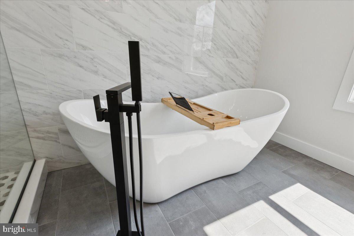 288 Clamer Road Ewing, NJ 08628 - Photo 20 of 32