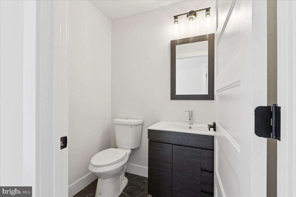 288 Clamer Road Ewing, NJ 08628 - Photo 8 of 32