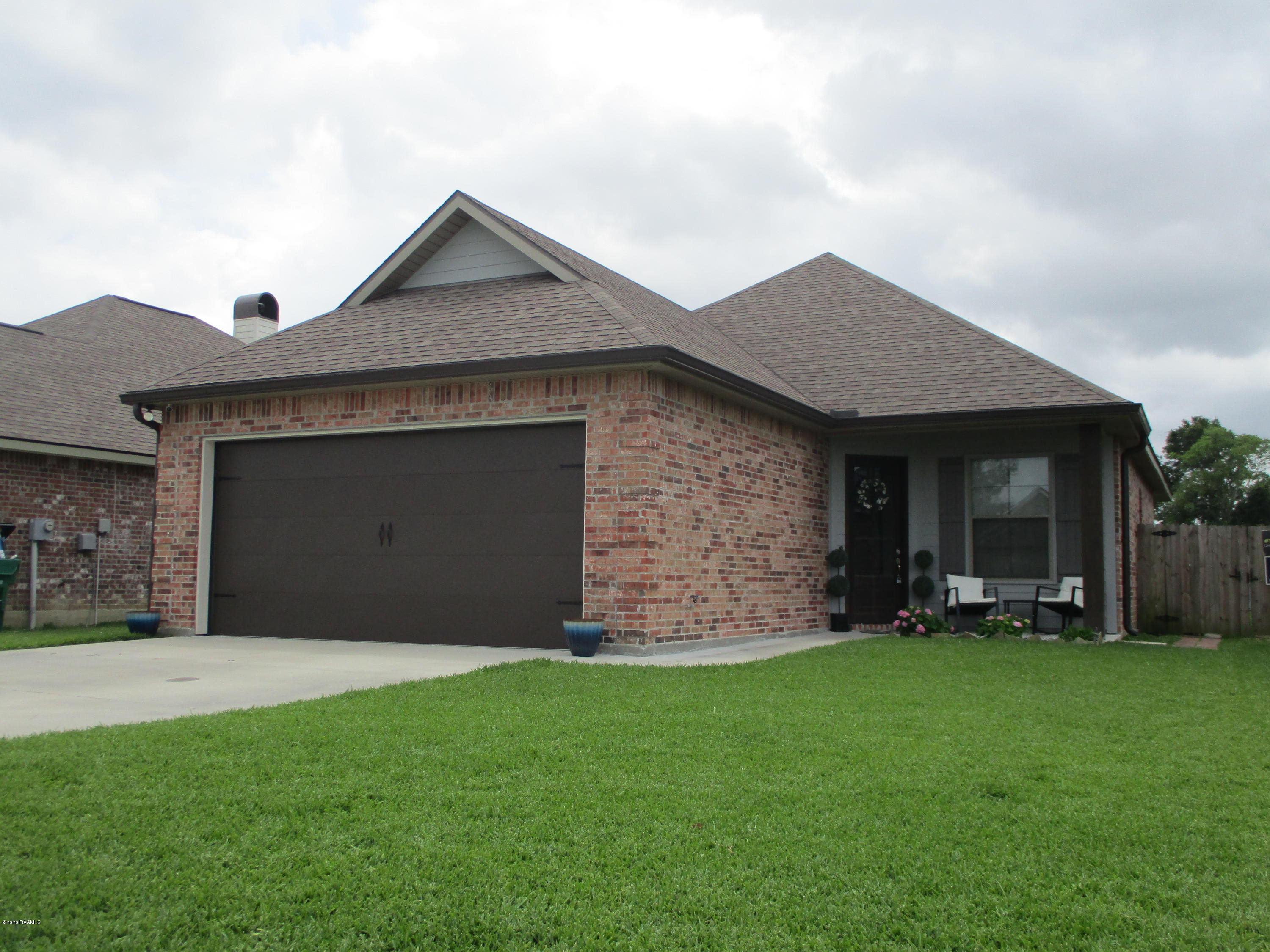 141 Rue Village Road Maurice, LA 70555 - Photo 1 of 14 Front View