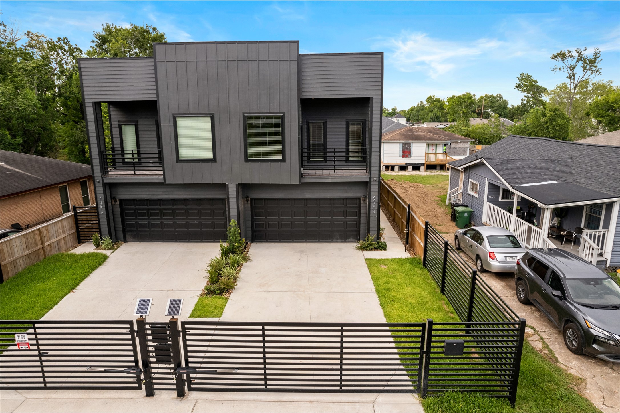 4435 Maggie Street, Unit B Houston, TX 77051 - Photo 36 of 37 Gated for exclusivity and ultimate privacy