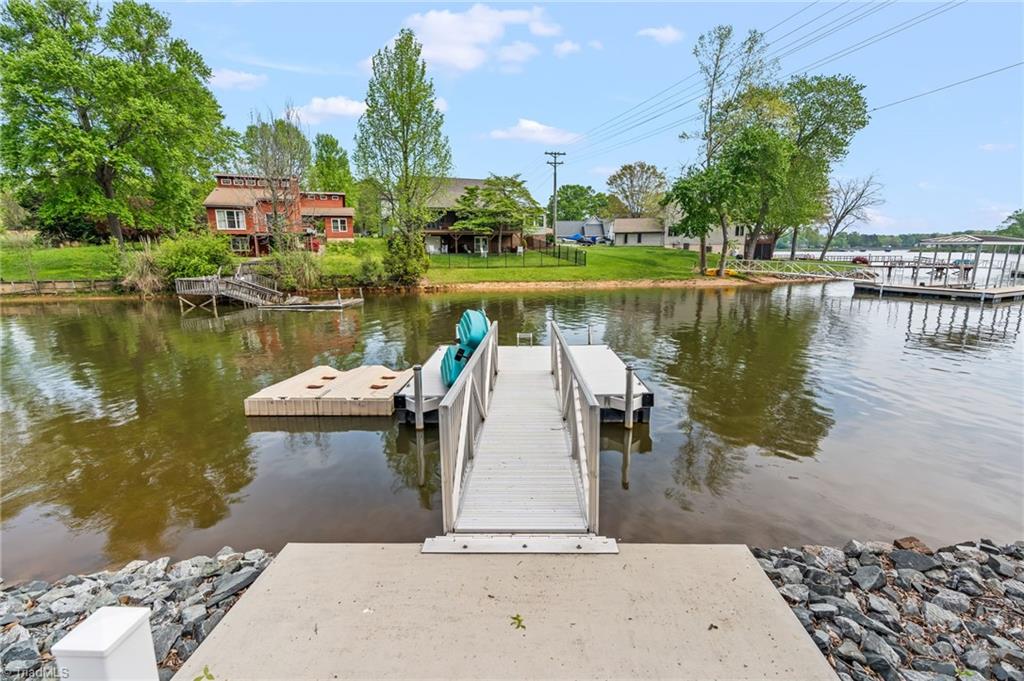311 Reynolds Road Lexington, NC 27292 - Photo 20 of 32 Aluminum Dock & Jet Ski Floater