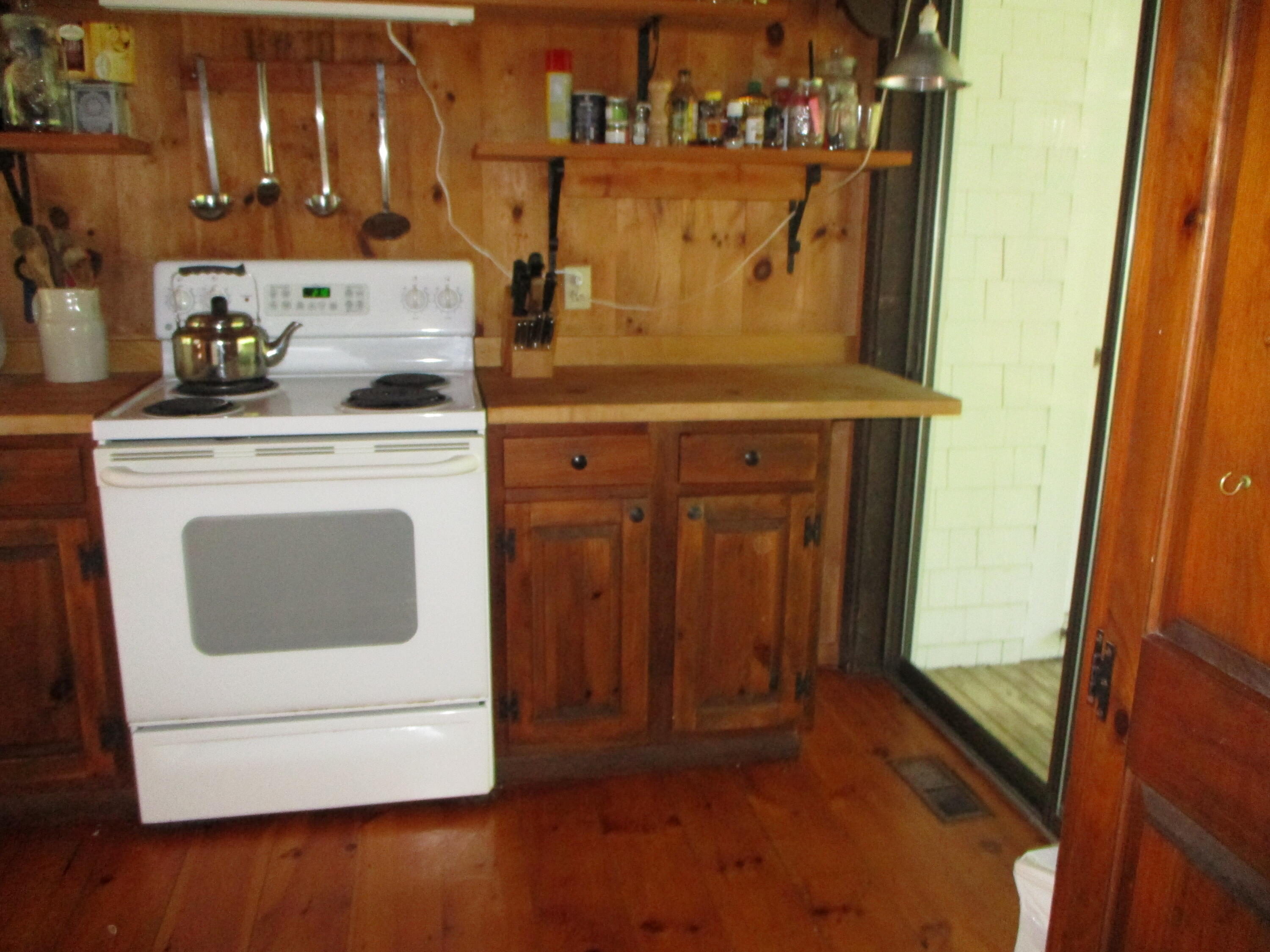 9 Pamet Point Road Truro, MA 02666 - Photo 11 of 33 IMG_5388