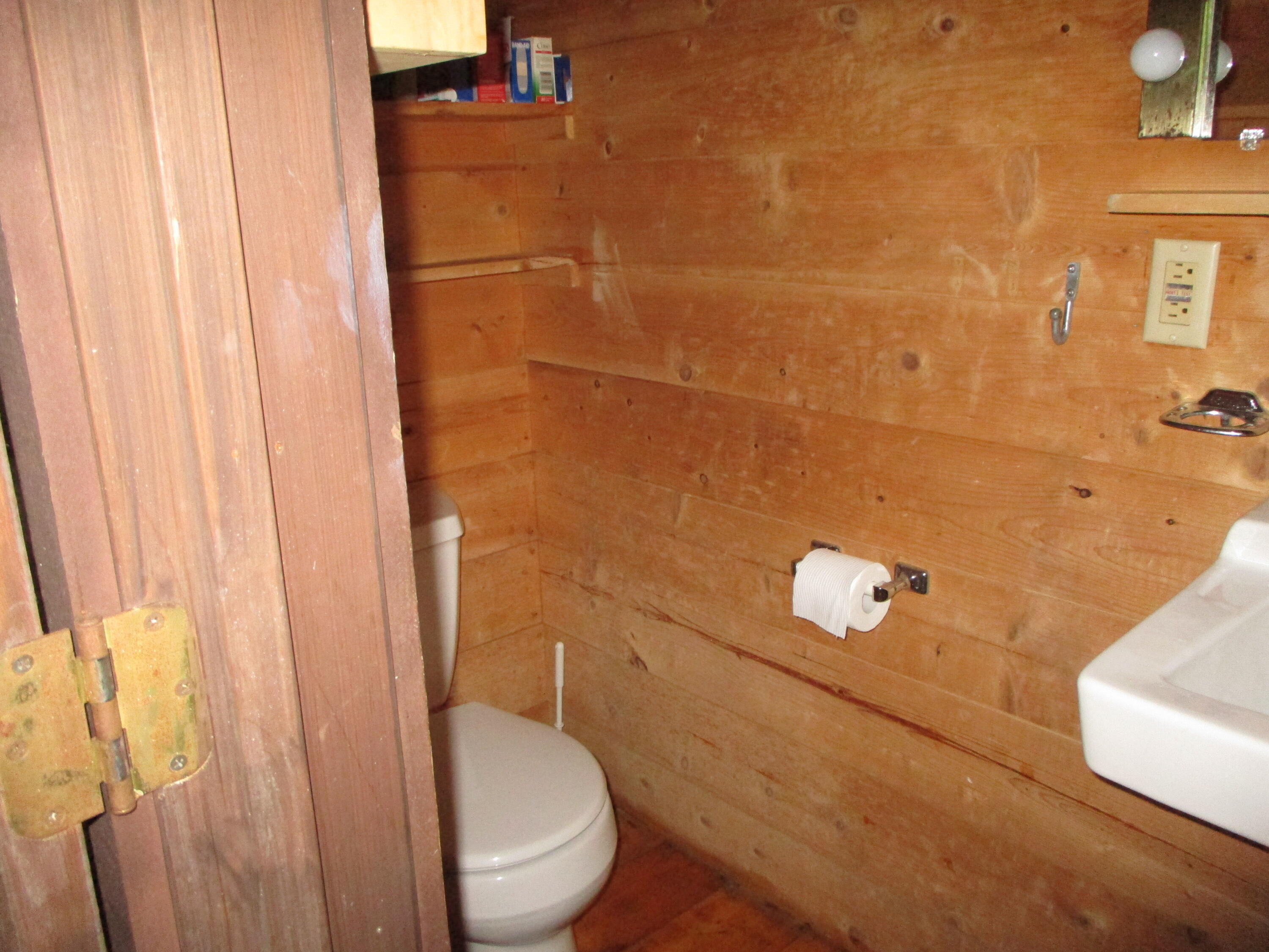 9 Pamet Point Road Truro, MA 02666 - Photo 14 of 33 IMG_5395