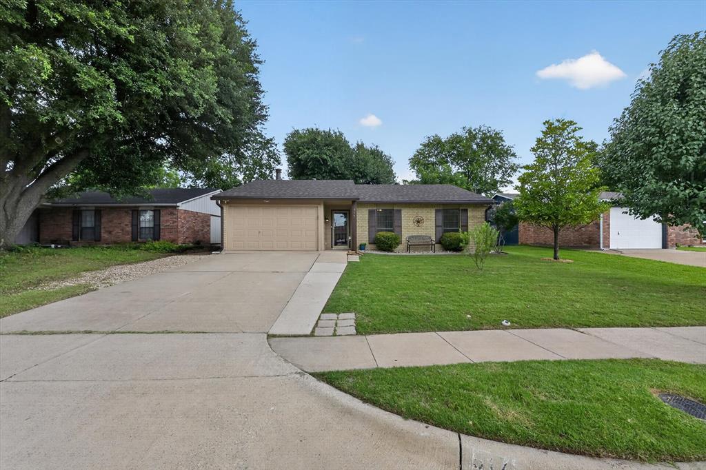 517 Ridgemont Drive Allen, TX 75002 - Photo 2 of 20 Beautifully Maintained With Sidewalks