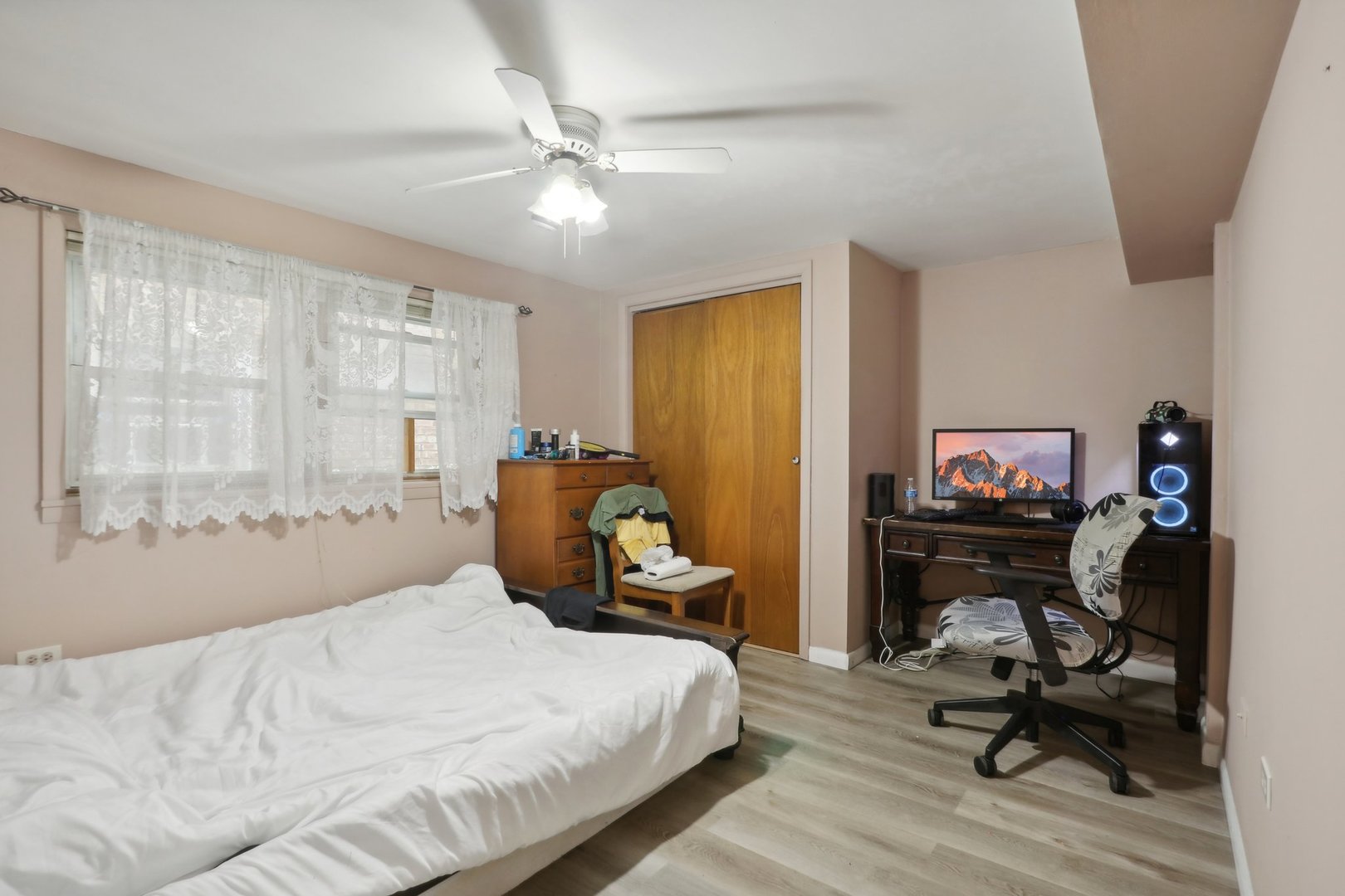 7734 West Addison Street Chicago, IL 60634 - Photo 12 of 52 Gallery Image 12