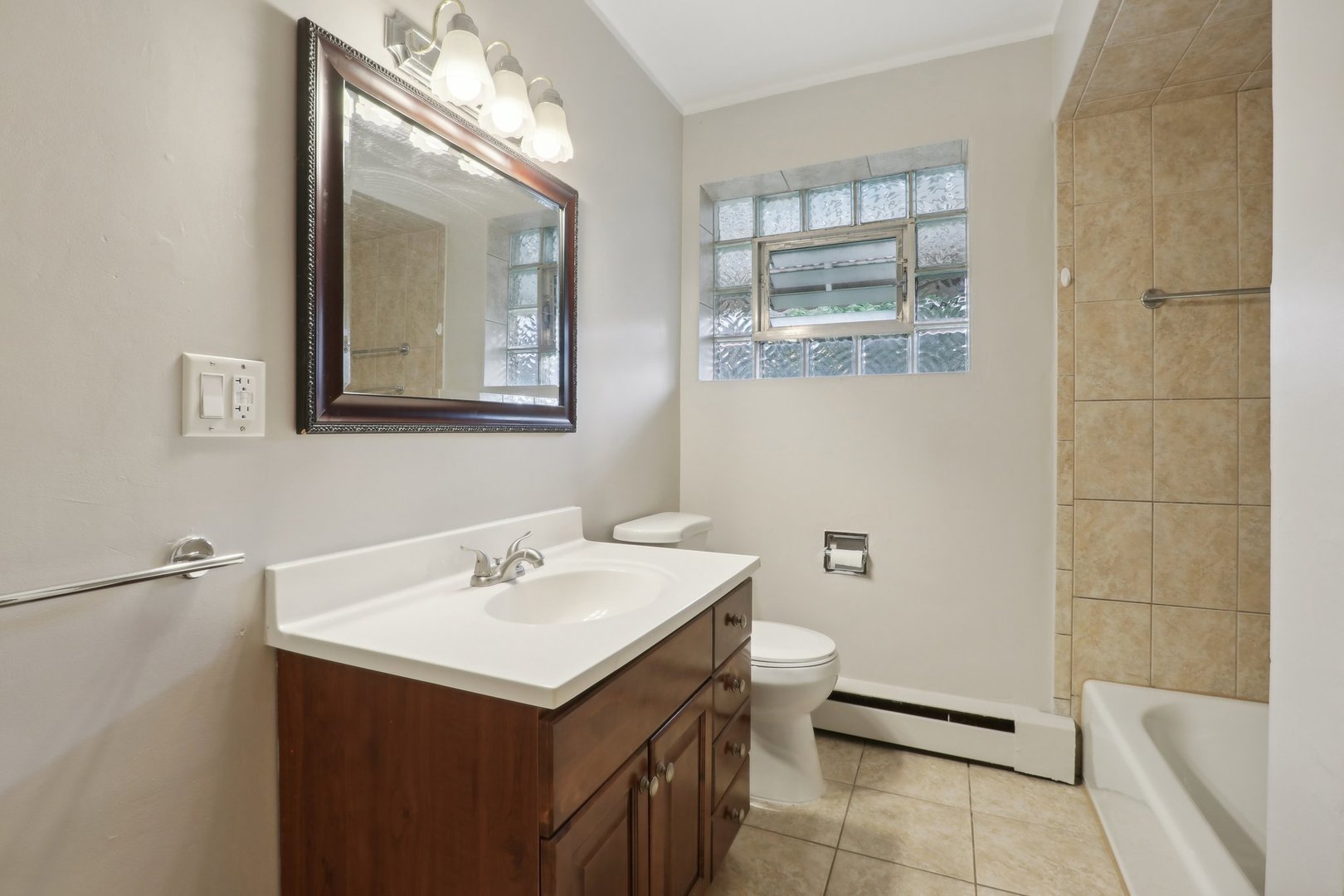 7734 West Addison Street Chicago, IL 60634 - Photo 21 of 52 Gallery Image 21