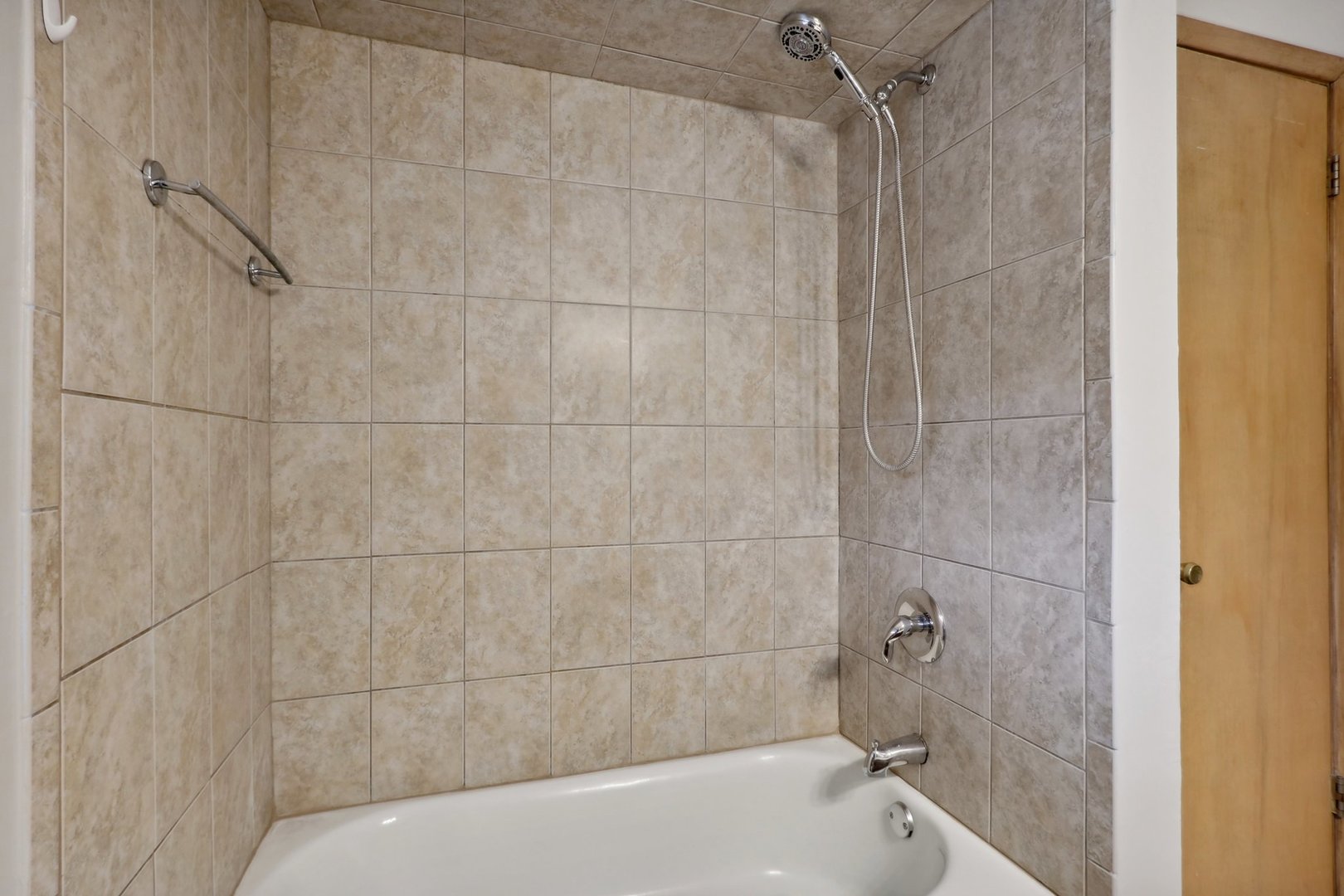 7734 West Addison Street Chicago, IL 60634 - Photo 22 of 52 Gallery Image 22